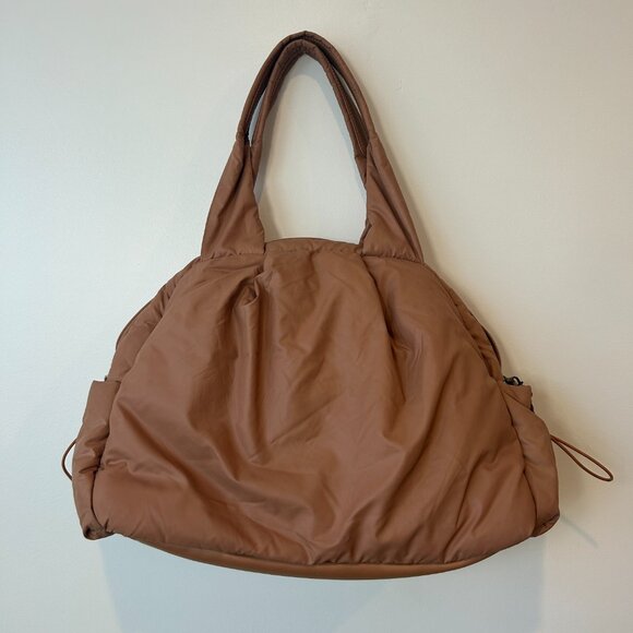 Caraa Tan Nimbus Tote - Picture 1 of 12
